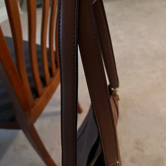 Calvin Klein NWOT Brown 3 Compartment With Outside pocket - Picture 10 of 12